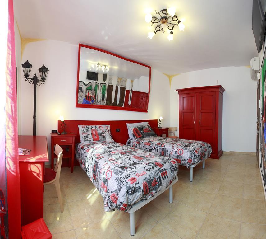 Borgo Dei Sensi Bed & Breakfast Casumaro Oda fotoğraf